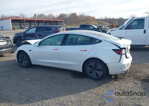 2020 Tesla Model 3 Standard Range Plus Rear-Wheel Drive/Standard Range Rear-Wheel Drive из США, поврежденный, VIN 5YJ3E1EA3LF612799